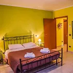 By Casamerina, Large With Pool, Garden Near Trasimeno 别墅 *
