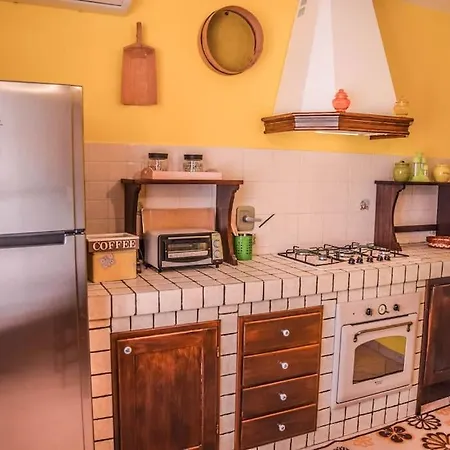 By Casamerina, Large With Pool, Garden Near Trasimeno