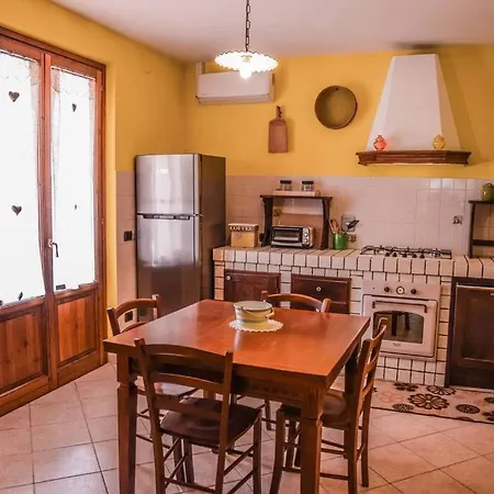 Villa By Casamerina, Large With Pool, Garden Near Trasimeno