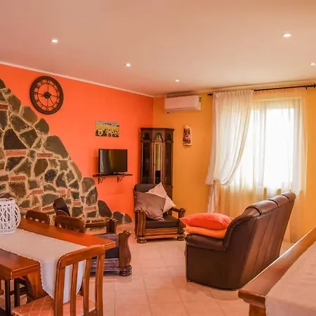 By Casamerina, Large With Pool, Garden Near Trasimeno * Tavernelle (Panicale)