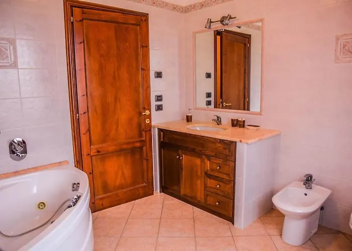 By Casamerina, Large With Pool, Garden Near Trasimeno Villa Tavernelle (Panicale)