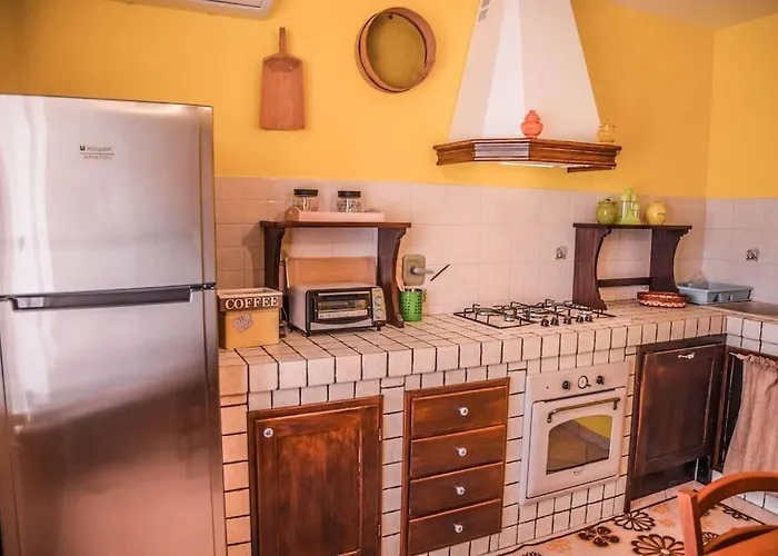 By Casamerina, Large With Pool, Garden Near Trasimeno