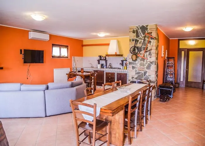 Villa By Casamerina, Large With Pool, Garden Near Trasimeno Tavernelle (Panicale)